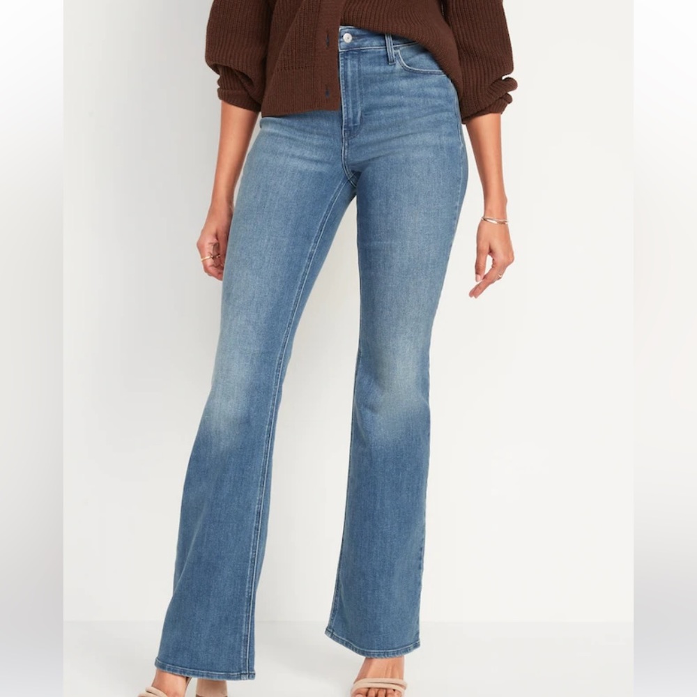 Old Navy High Rise Flare Jeans | Size 10
